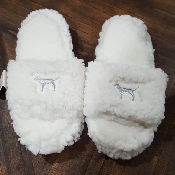 victoria secret pink fuzzy slippers